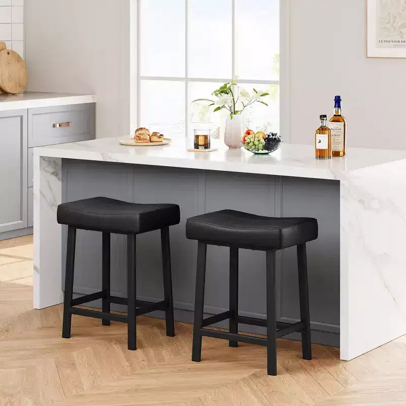 Counter Height Bar Stools Set of 2/4, 24 Inch Barstools for Kitchen Island Counter, Bonded Leather Stools with 2.4 Thick Saddle Seats